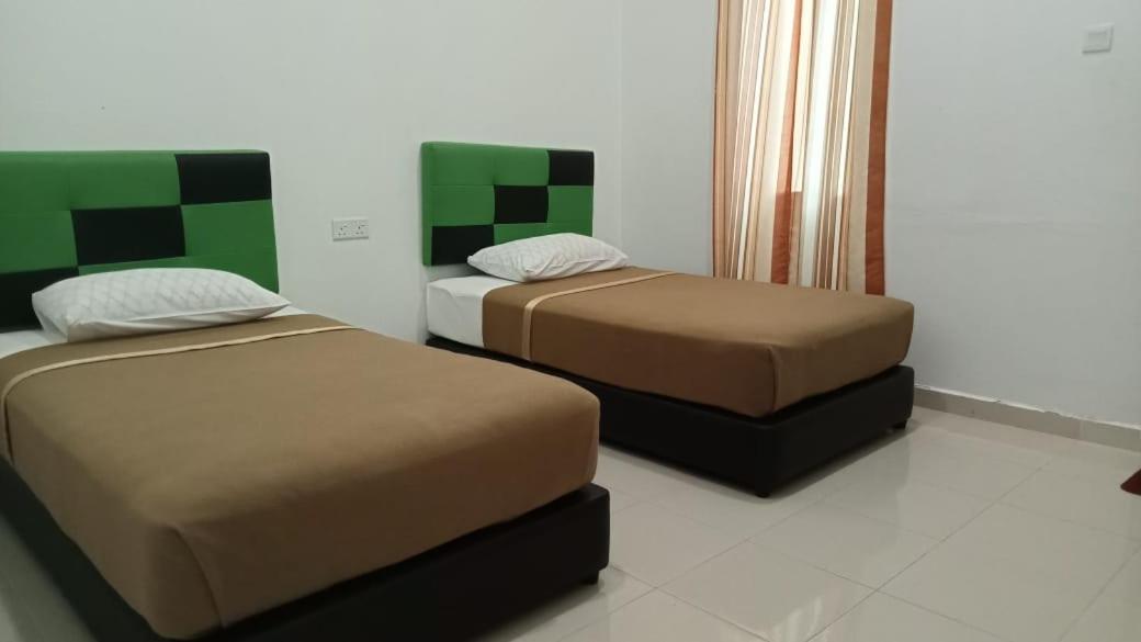 Dlayaran Villa Guest House Куала Ромпин Екстериор снимка