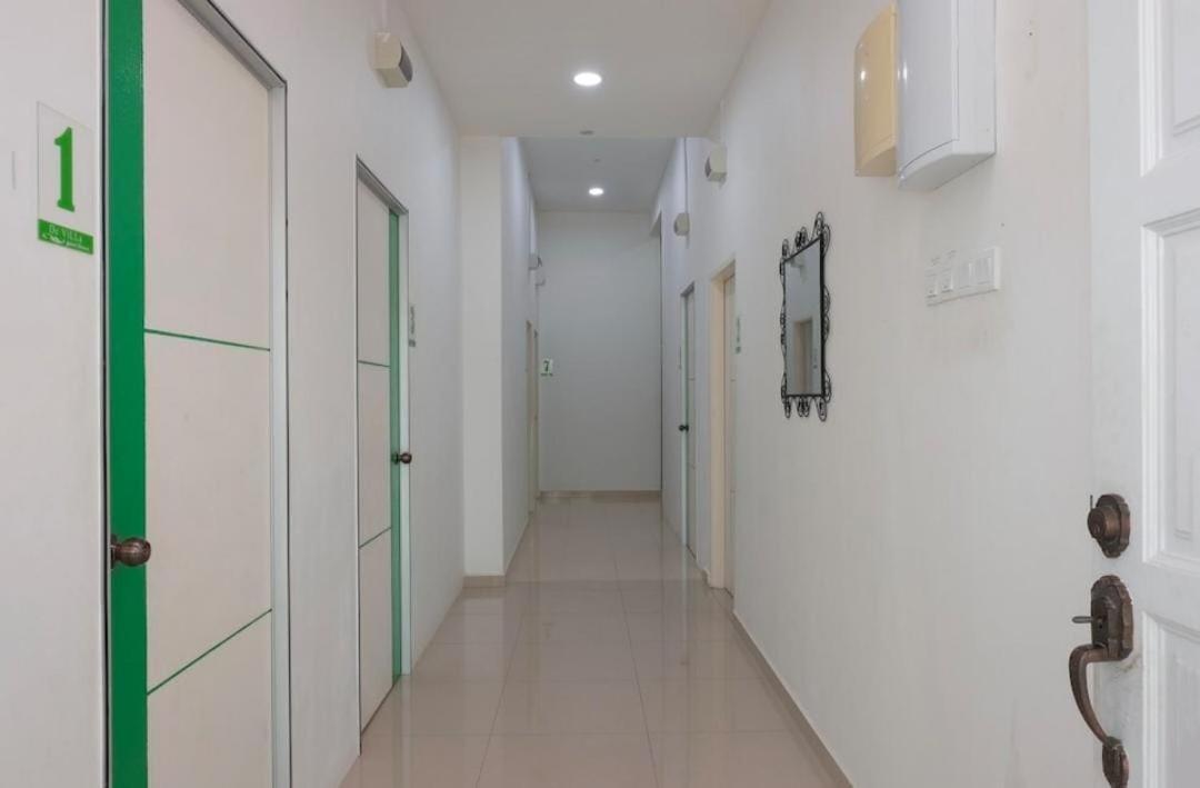 Dlayaran Villa Guest House Куала Ромпин Екстериор снимка